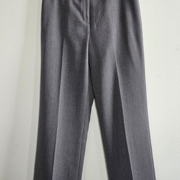 TAHARI ARTHUR S. LEVINE 2PCS PANTSUIT WOMEN'S SIZE 8 - Picture 4 of 11